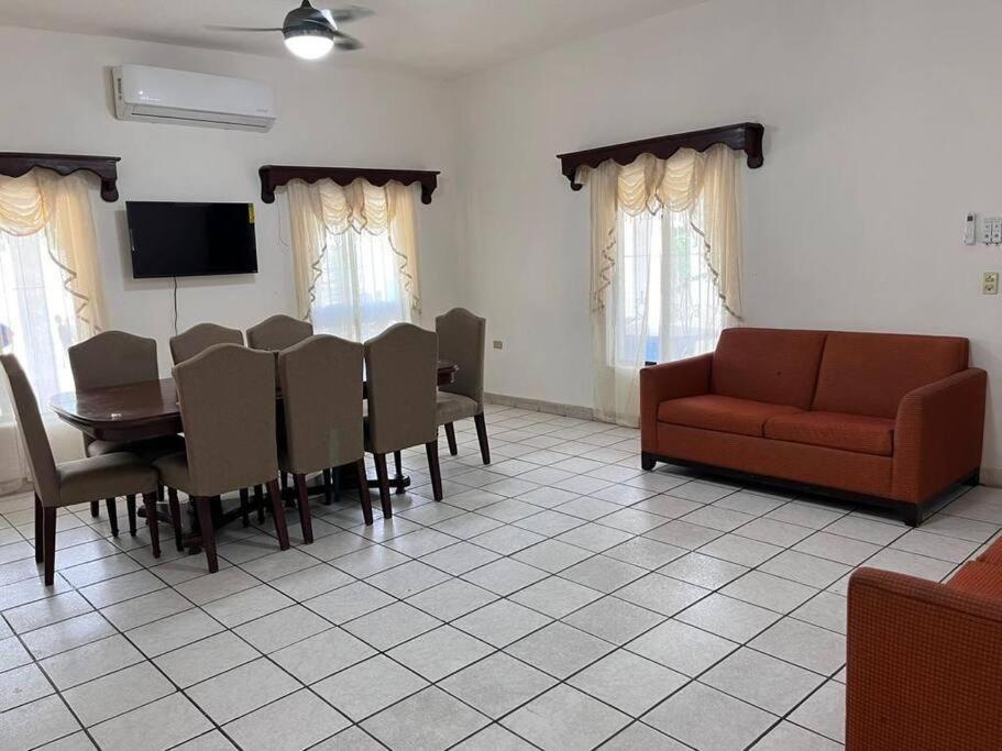 Flores Condominios Casa Narciso Álamos Zewnętrze zdjęcie
